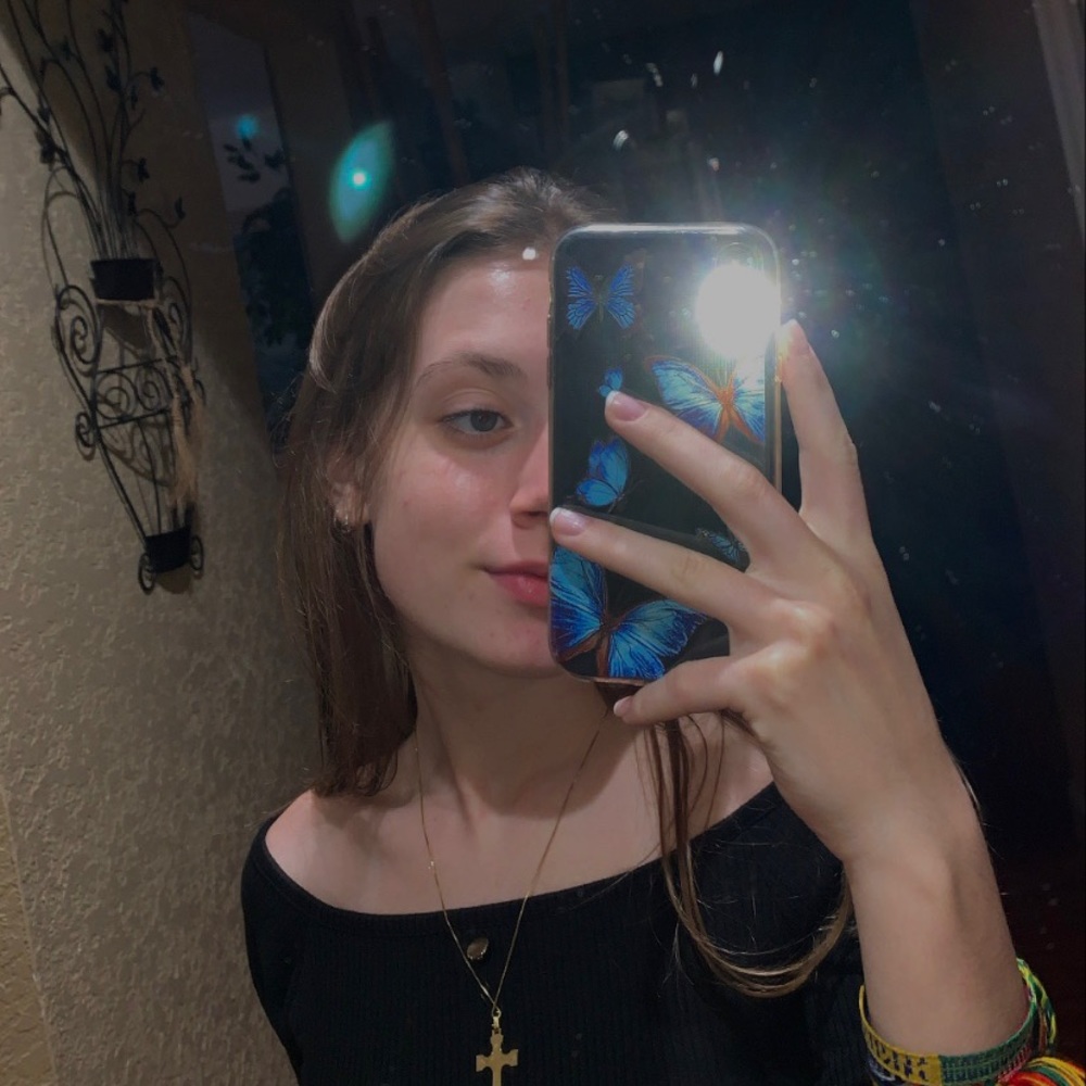 Meet your Posher, Kayla